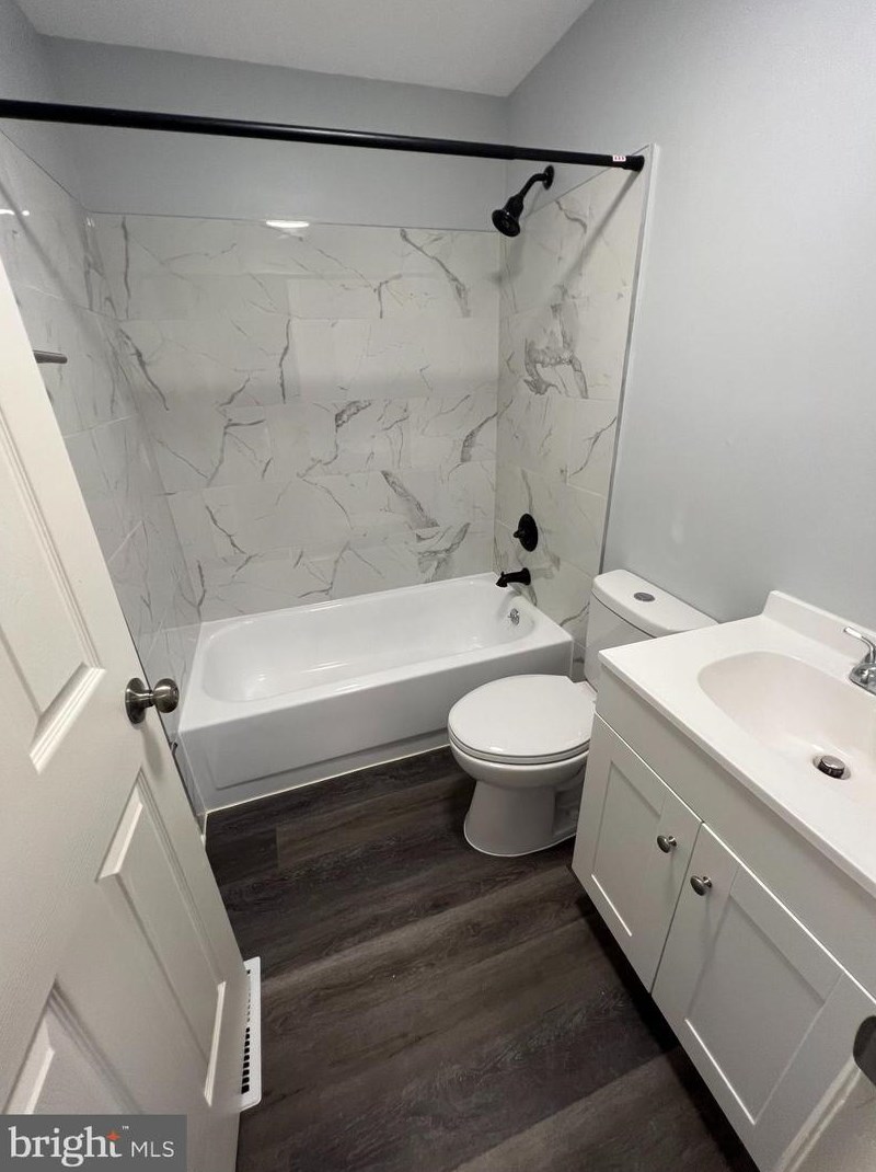 6419 Hartwait St, Baltimore MD  21224-6233 exterior