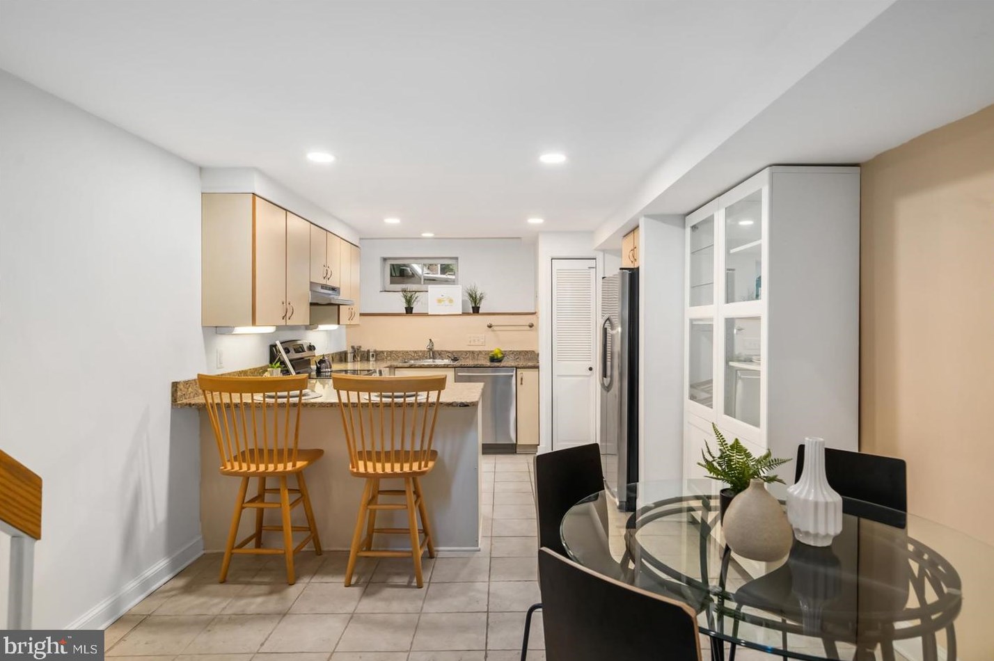 805 Charles St, Baltimore MD  21230-3904 exterior