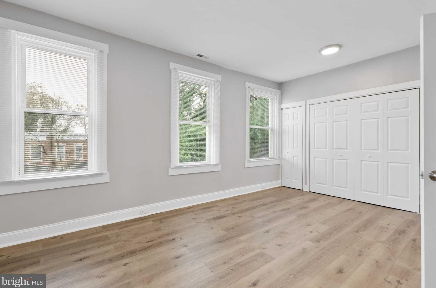736 Linnard St, Baltimore MD  21229-2036 exterior