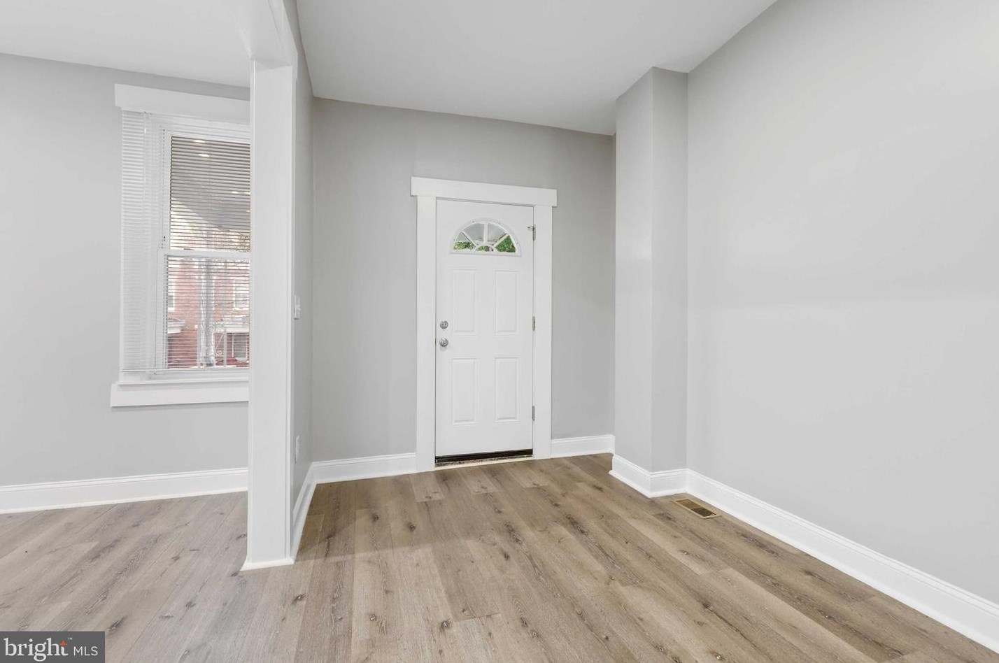 736 Linnard St, Baltimore MD  21229-2036 exterior