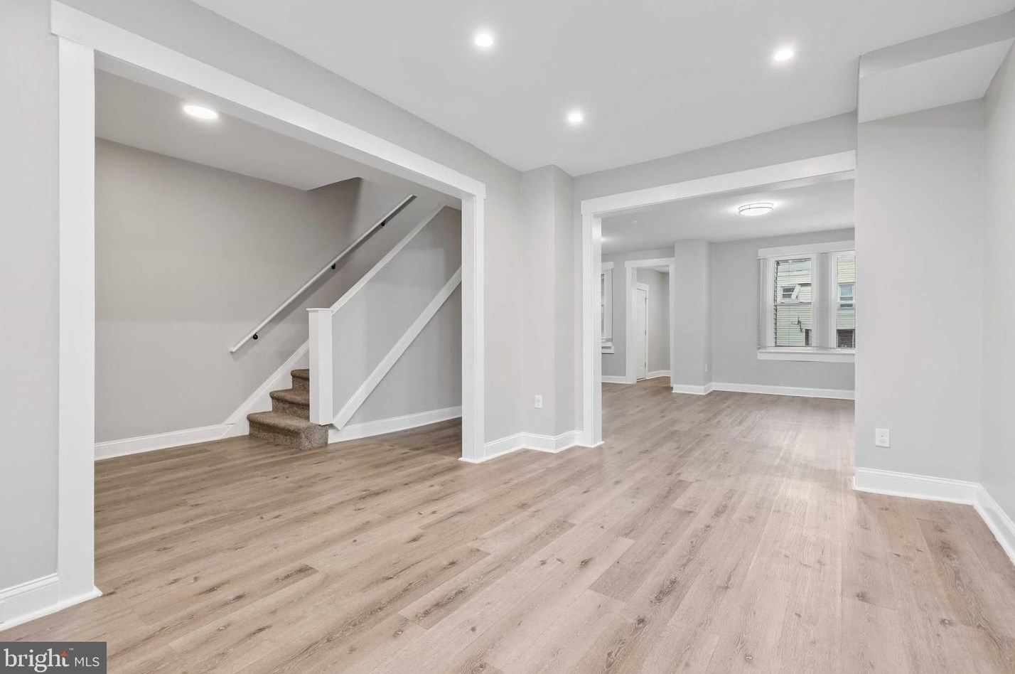 736 Linnard St, Baltimore MD  21229-2036 exterior