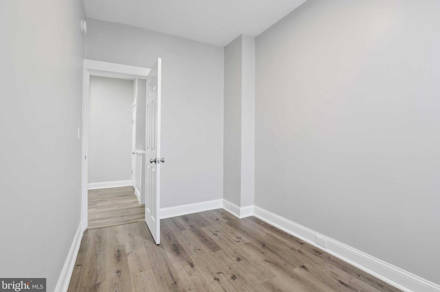 736 Linnard St, Baltimore MD  21229-2036 exterior