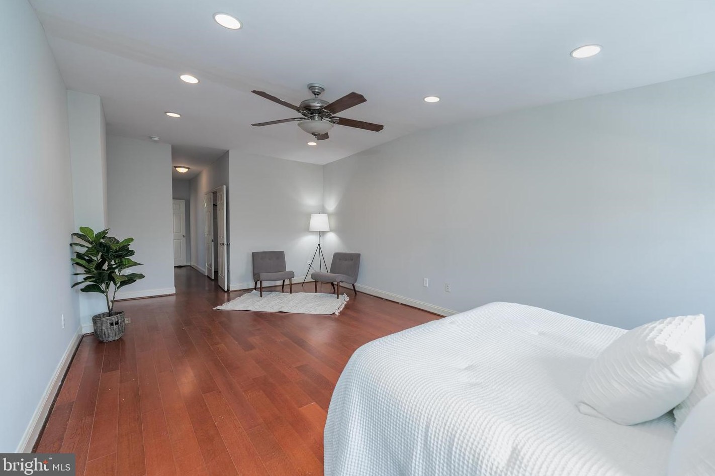 5 Ann St, Baltimore MD 21231-1522 exterior