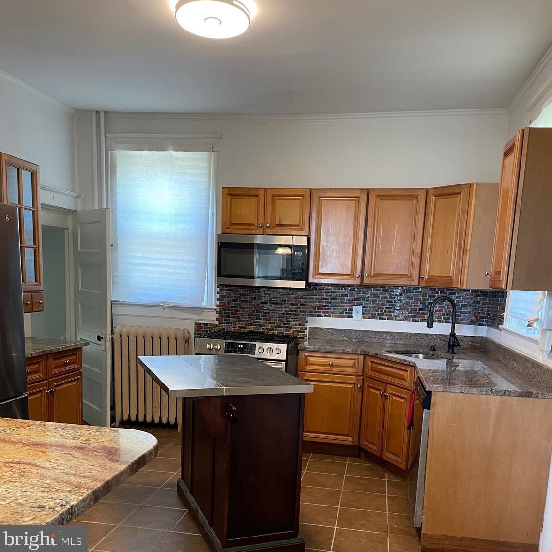 2803 Roslyn Ave, Baltimore MD  21216-1714 exterior
