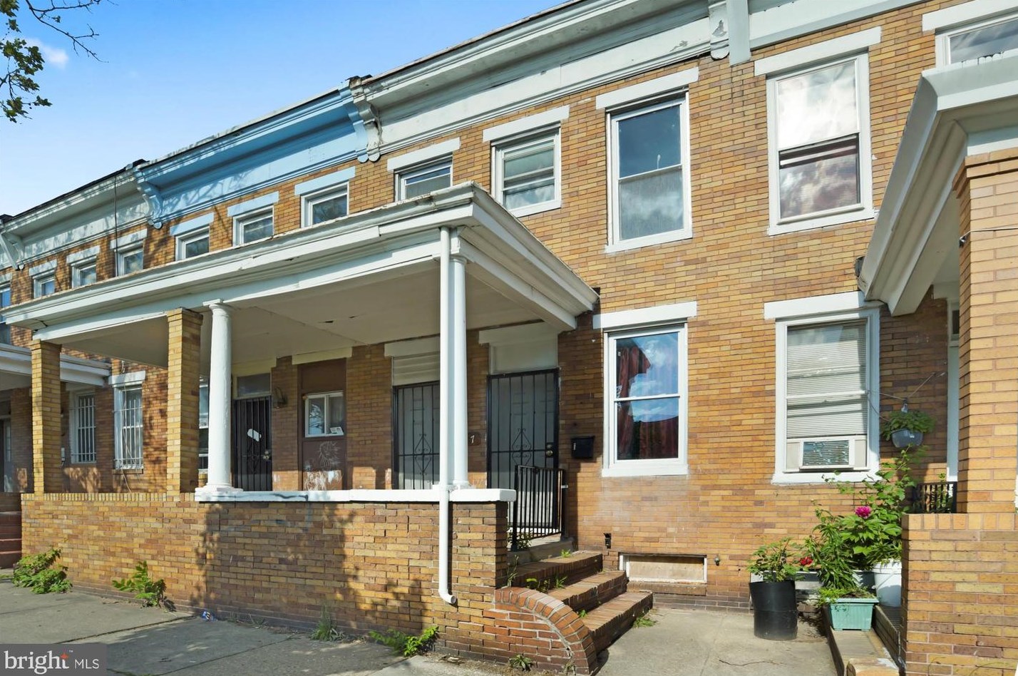 417 Highland Ave, Baltimore MD  21224-1444 exterior