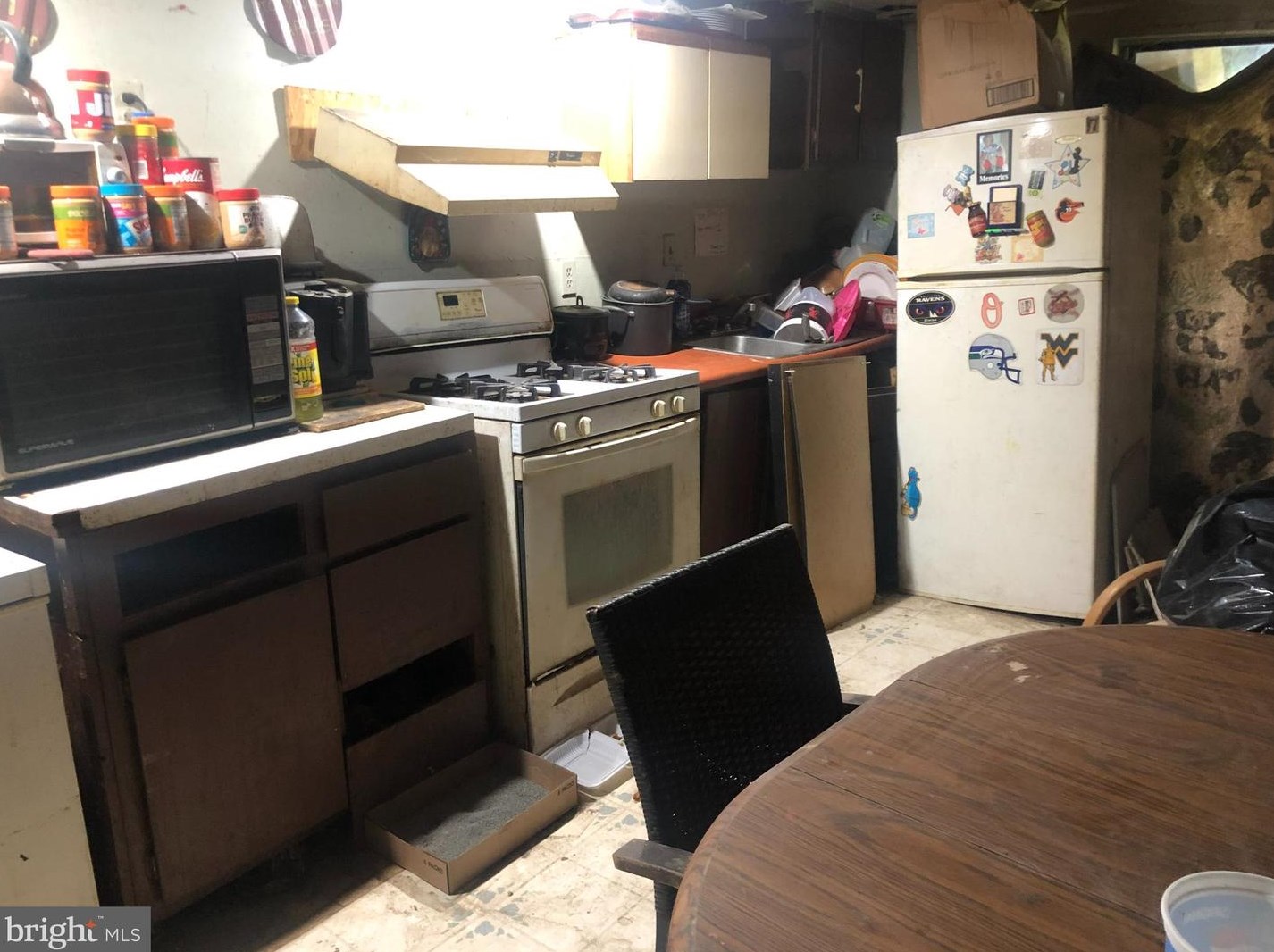 43 Kresson St, Baltimore MD  21224-1709 exterior