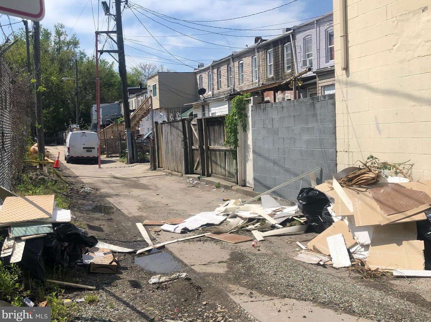 43 Kresson St, Baltimore MD  21224-1708 exterior