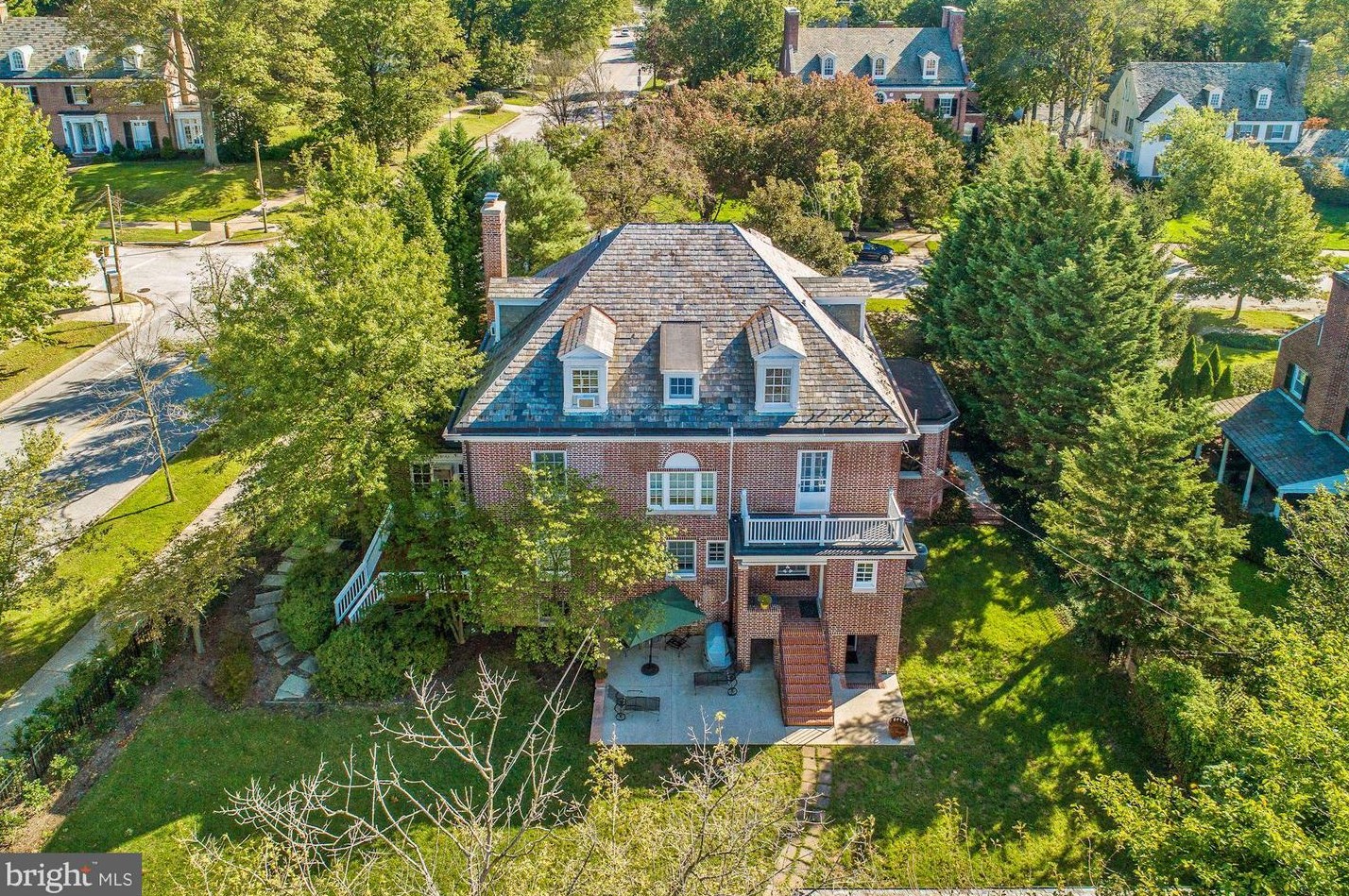 3810 Greenway, Baltimore MD  21218-1825 exterior