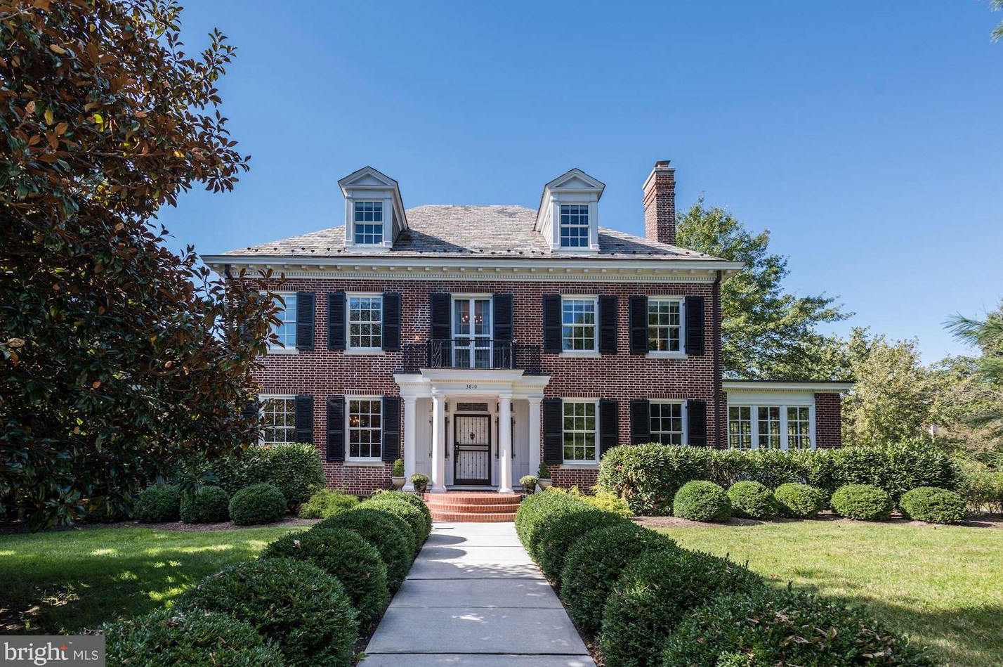 3810 Greenway, Baltimore MD  21218-1825 exterior