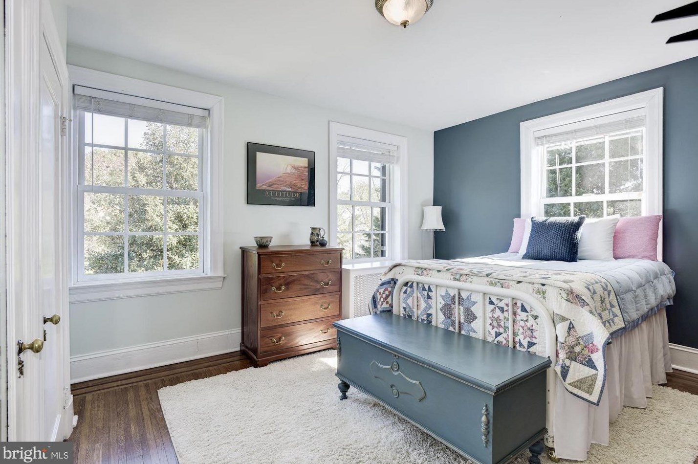 3810 Greenway, Baltimore MD  21218-1825 exterior