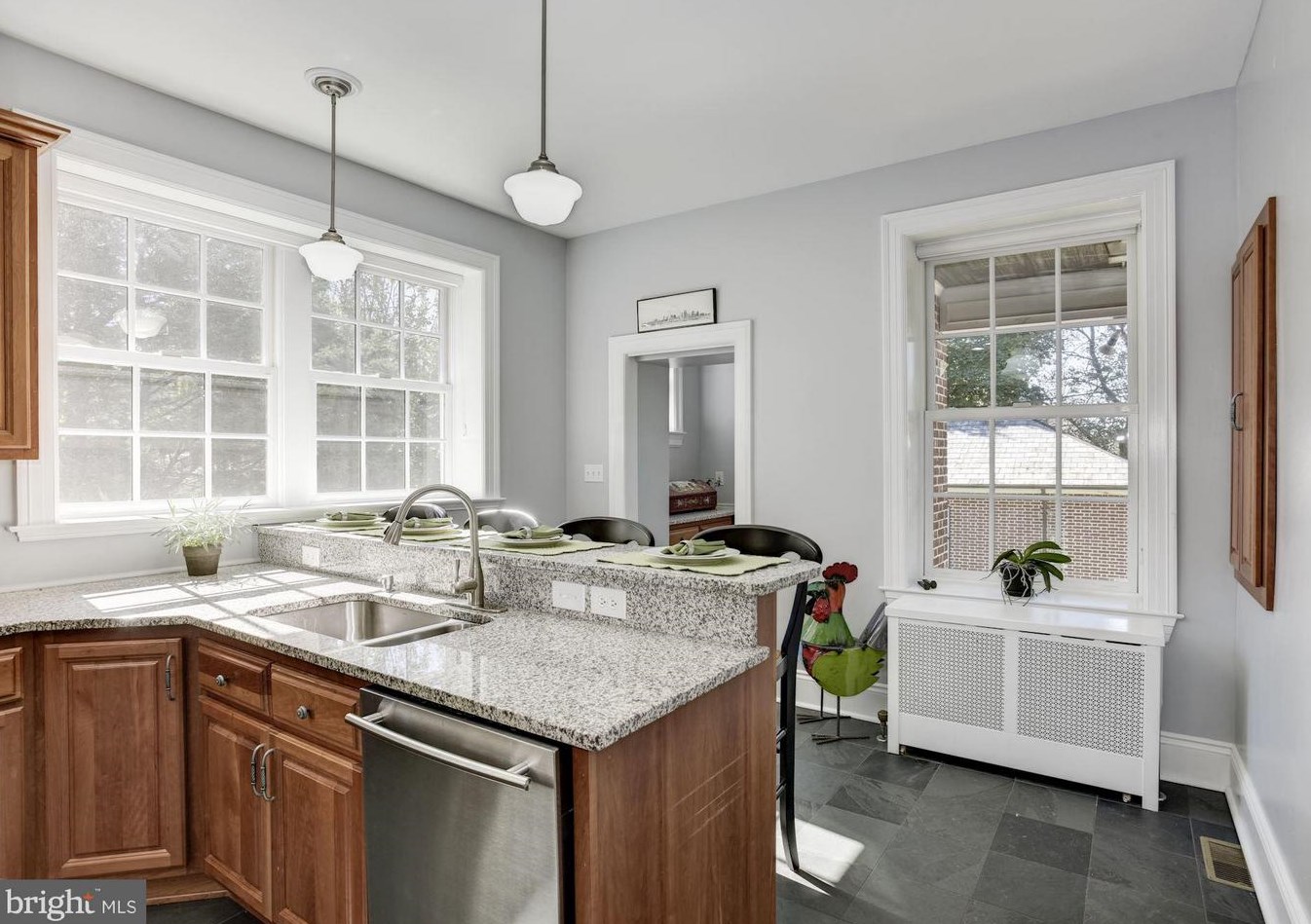 3810 Greenway, Baltimore MD  21218-1825 exterior