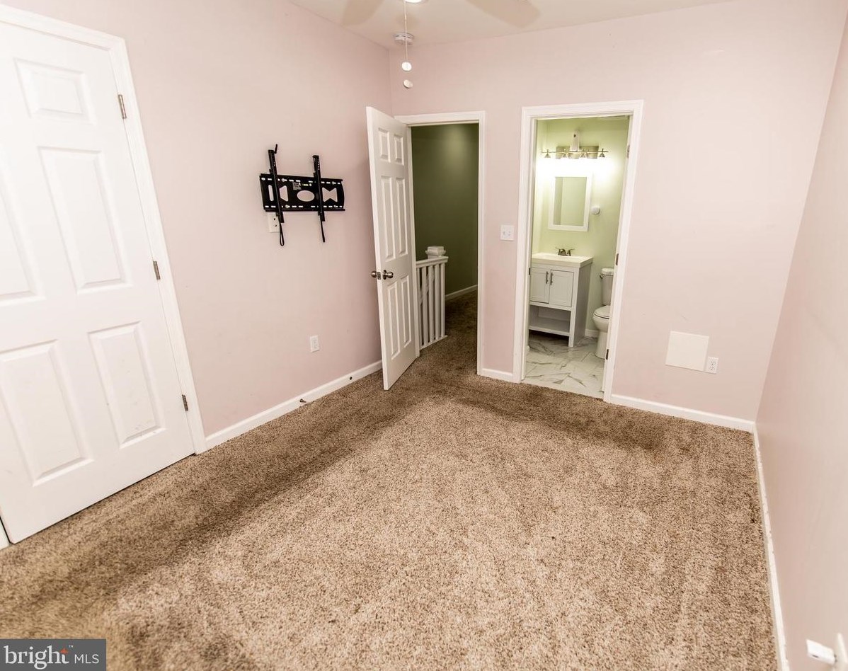 205 Pontiac Ave, Baltimore MD 21225-2236 exterior