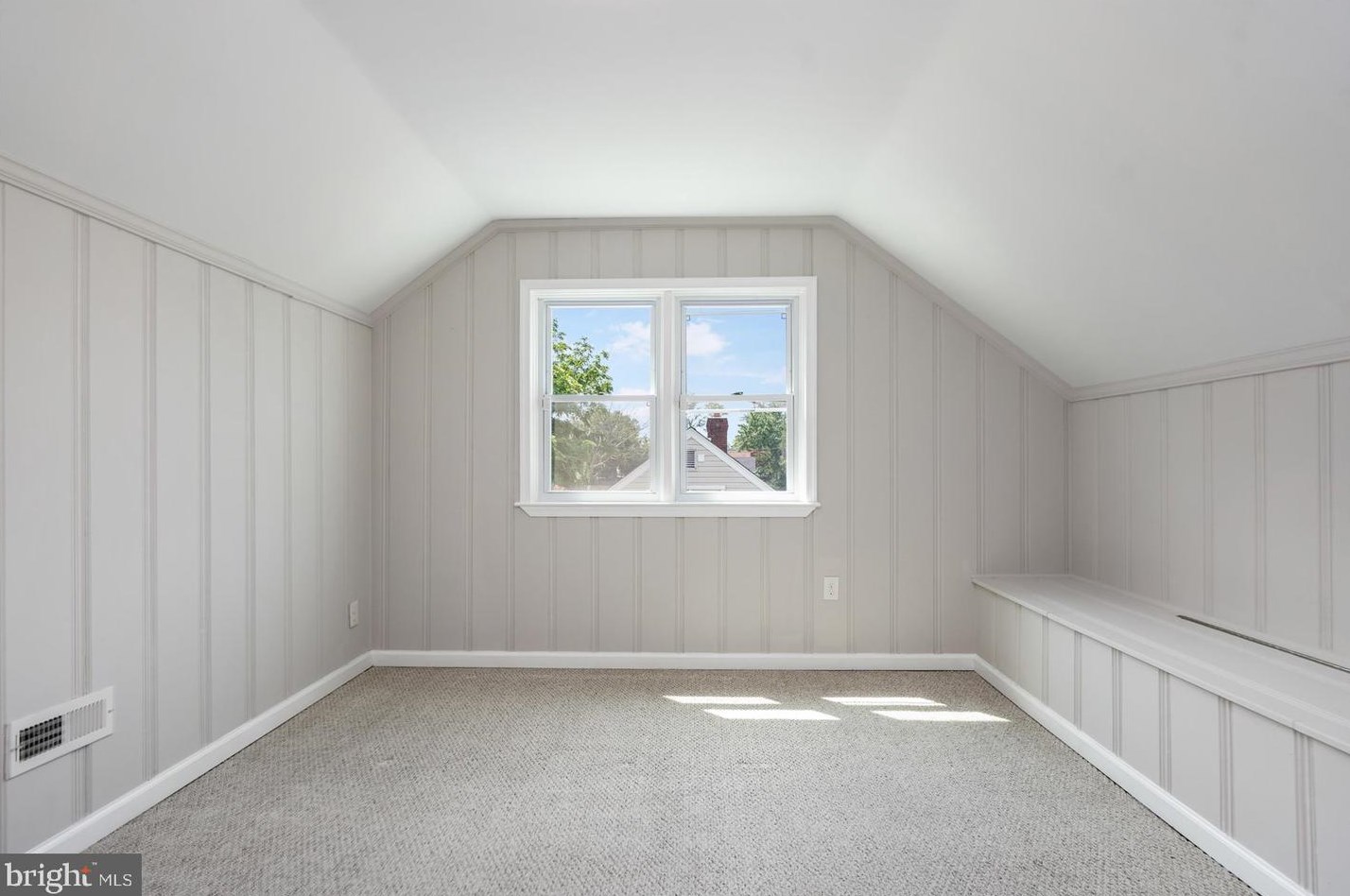 4006 Wilke Ave, Baltimore MD 21206-5555 exterior