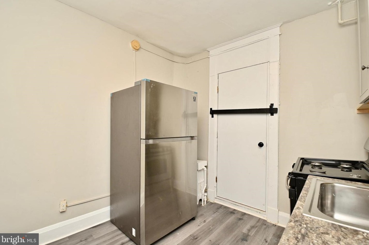 616 Woodington Rd, Baltimore MD  21229-1837 exterior