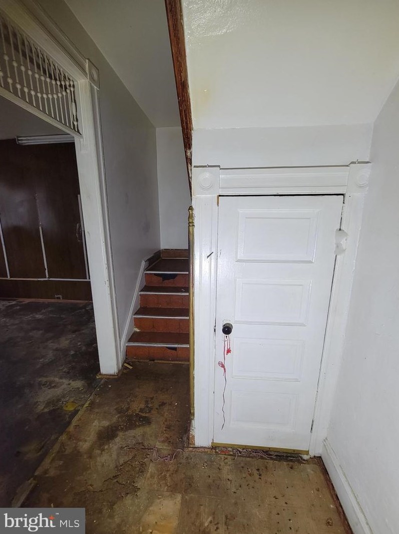 402 Gold St, Baltimore MD  21217-3524 exterior