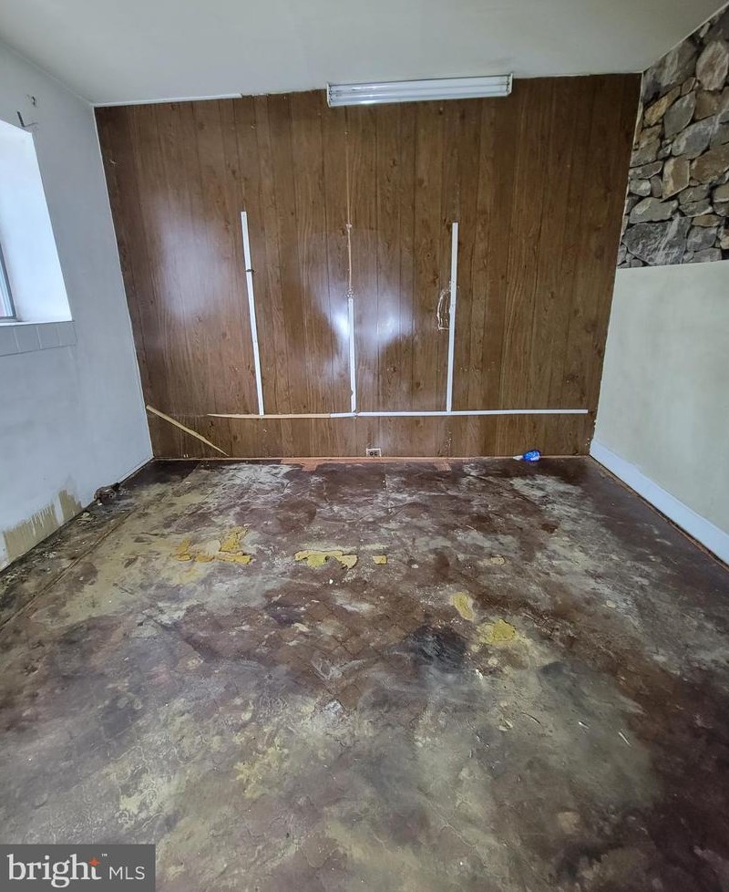 402 Gold St, Baltimore MD  21217-3524 exterior