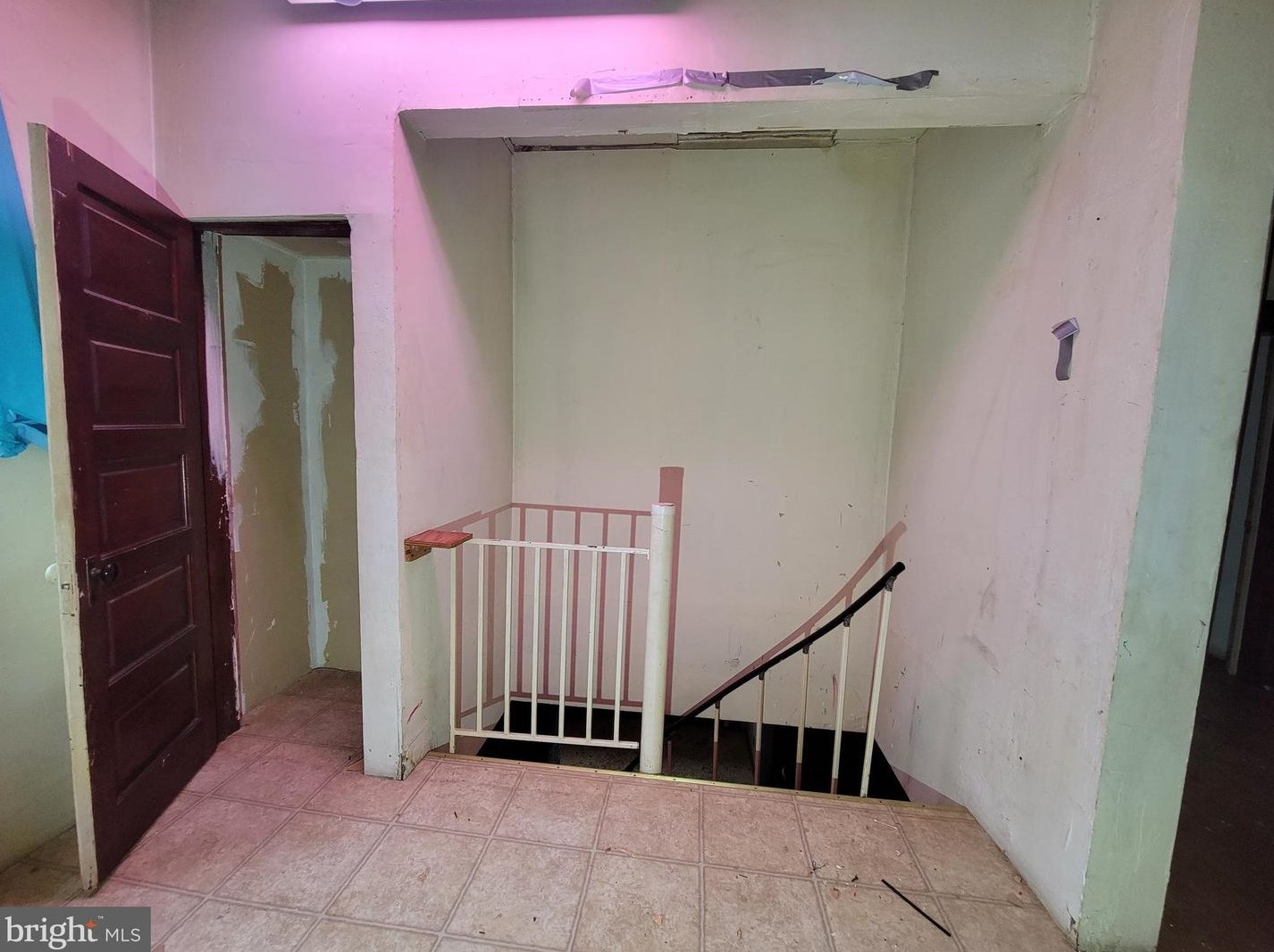 402 Gold St, Baltimore MD  21217-3524 exterior