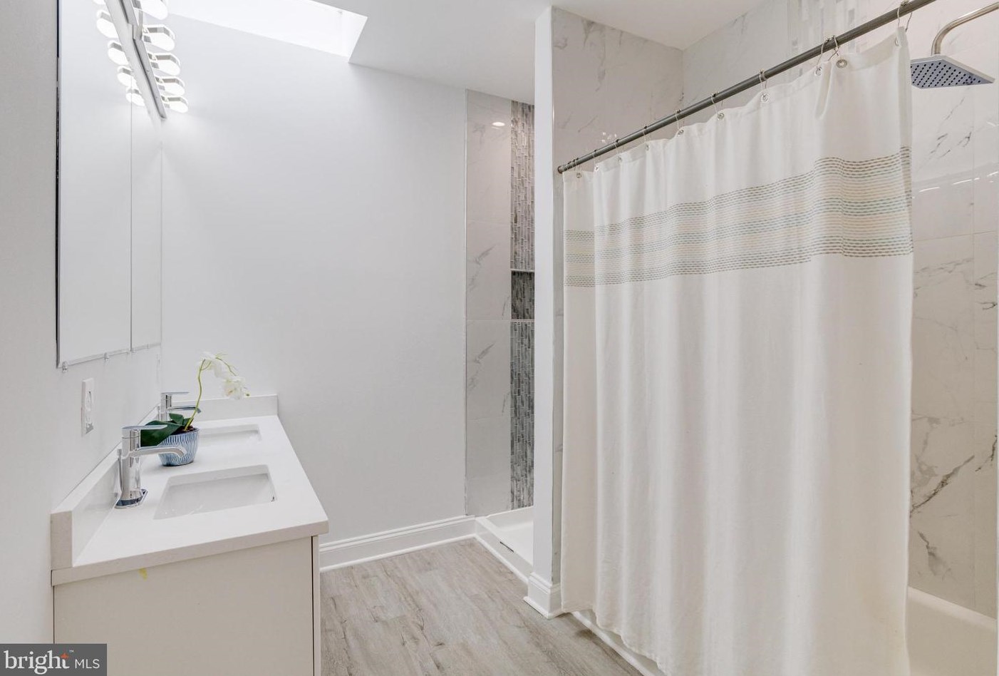 2114 Druid Hill Ave, Baltimore MD 21217-3520 exterior