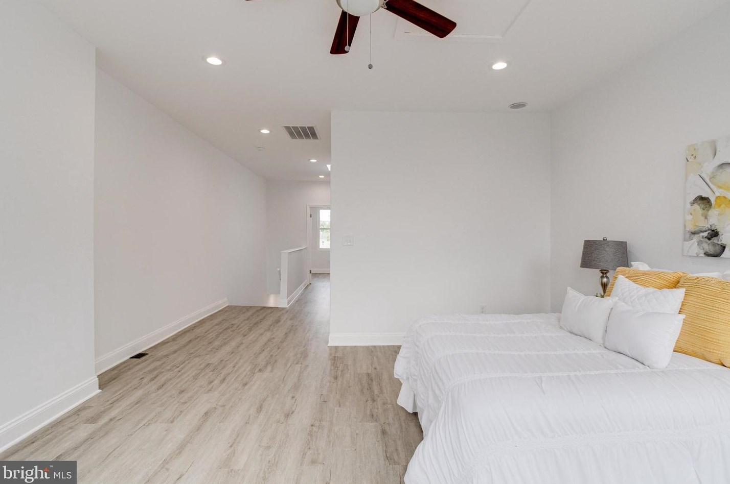 2114 Druid Hill Ave, Baltimore MD 21217-3520 exterior