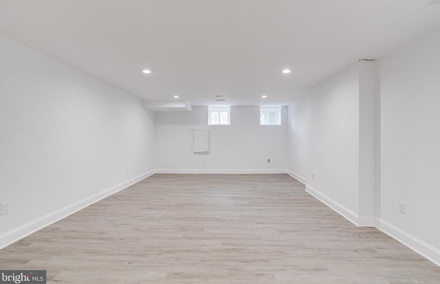 2114 Druid Hill Ave, Baltimore MD 21217-3520 exterior