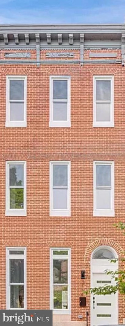 2114 Druid Hill Ave, Baltimore MD 21217-3520 exterior