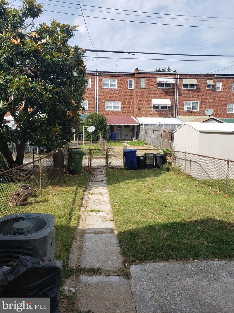 4622 Shamrock Ave, Baltimore MD  21206-6629 exterior