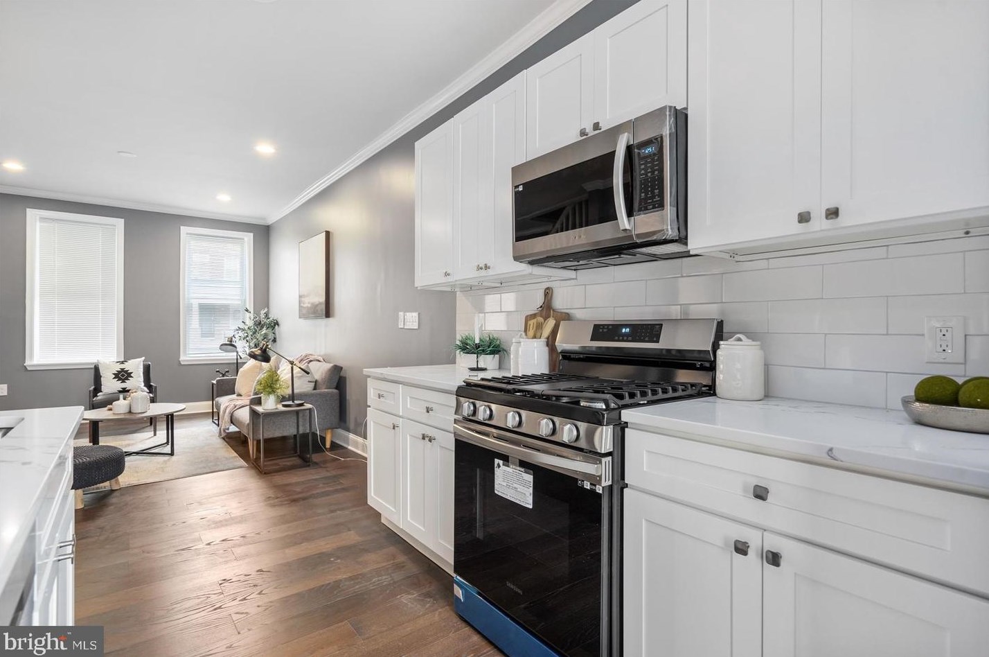 775 Linnard St, Baltimore MD  21229-2037 exterior