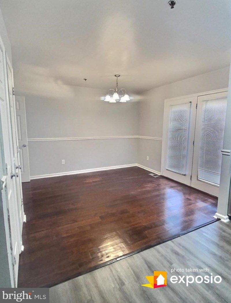 204 Rock Glen Rd, Baltimore MD  21229-3249 exterior