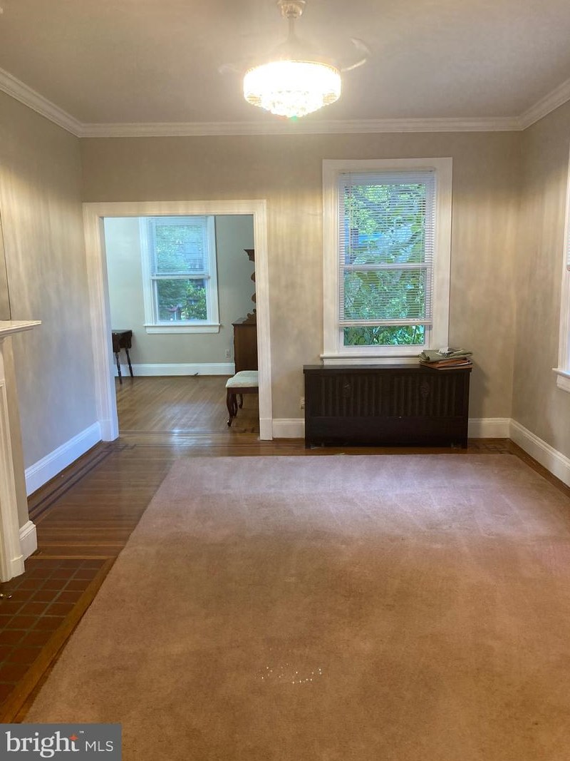 512 Chapel Gate Ln, Baltimore MD  21229-2461 exterior