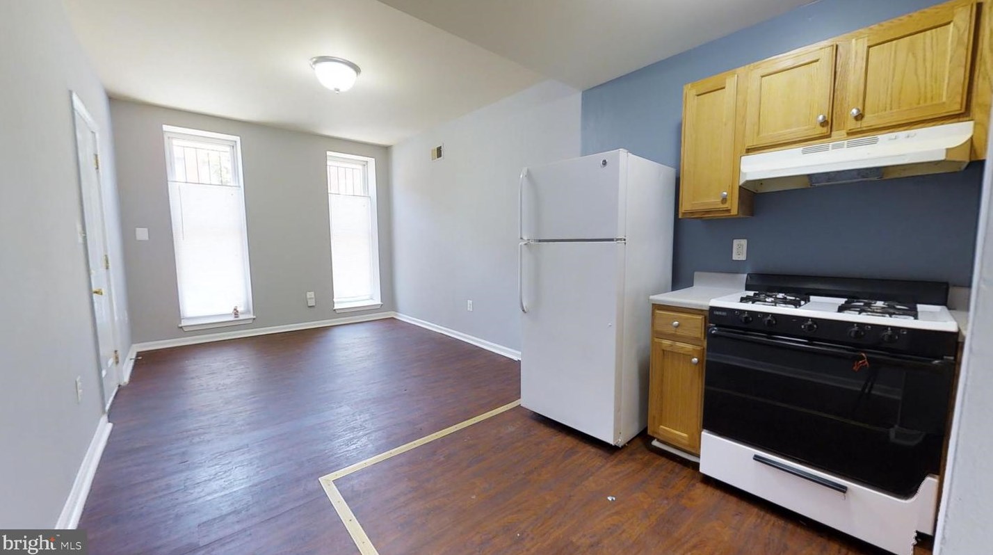 1020 Carey St, Baltimore MD 21223-2621 exterior