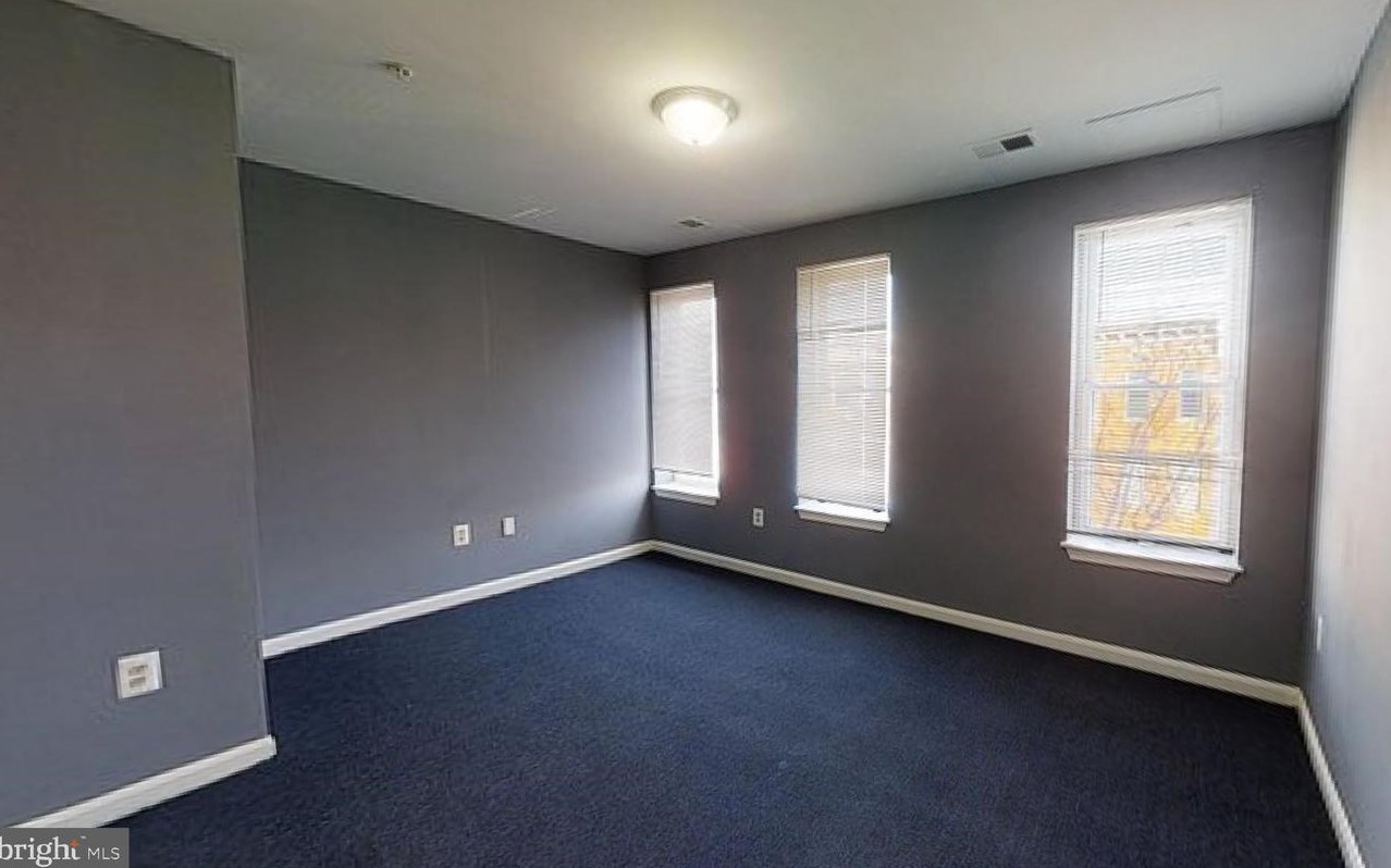 1020 Carey St, Baltimore MD 21223-2621 exterior