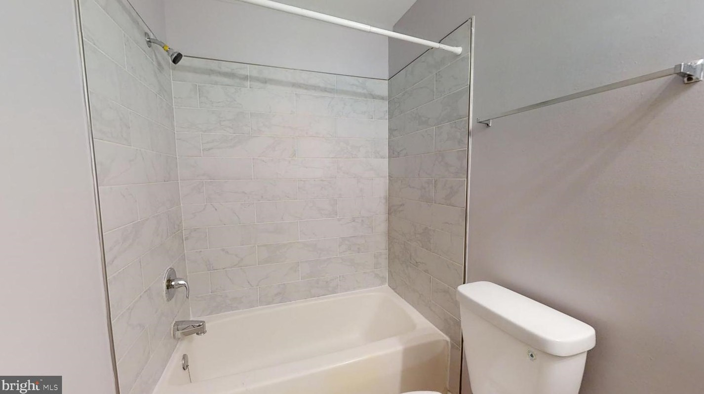 1020 Carey St, Baltimore MD 21223-2621 exterior