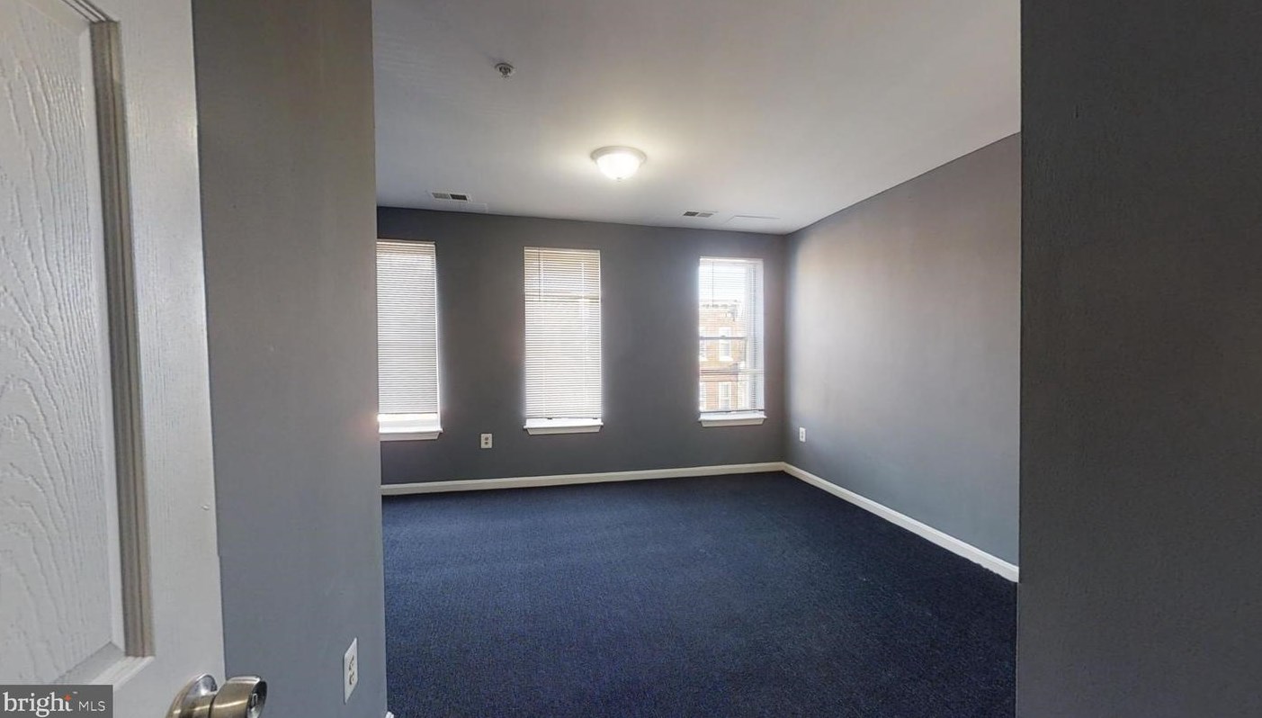 1020 Carey St, Baltimore MD 21223-2621 exterior