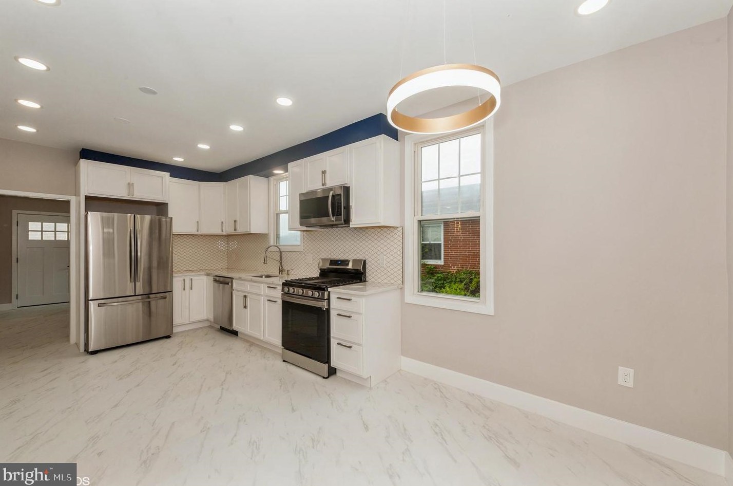6204 Everall Ave, Baltimore MD  21206-1903 exterior