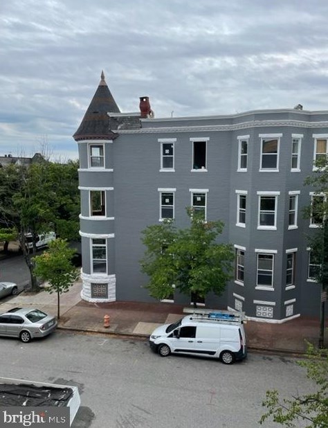 744 Reservoir St, Baltimore MD  21217-4632 exterior