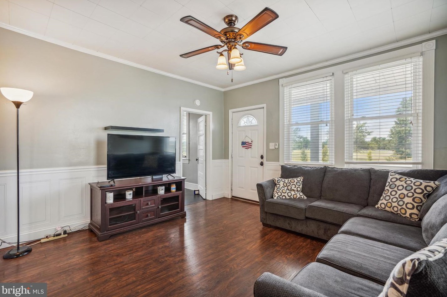 3903 Wilkens Ave, Baltimore MD  21229-5037 exterior