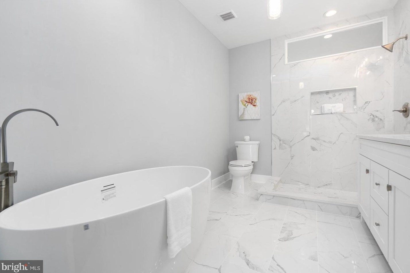 319 Lafayette Ave, Baltimore MD 21217-3627 exterior