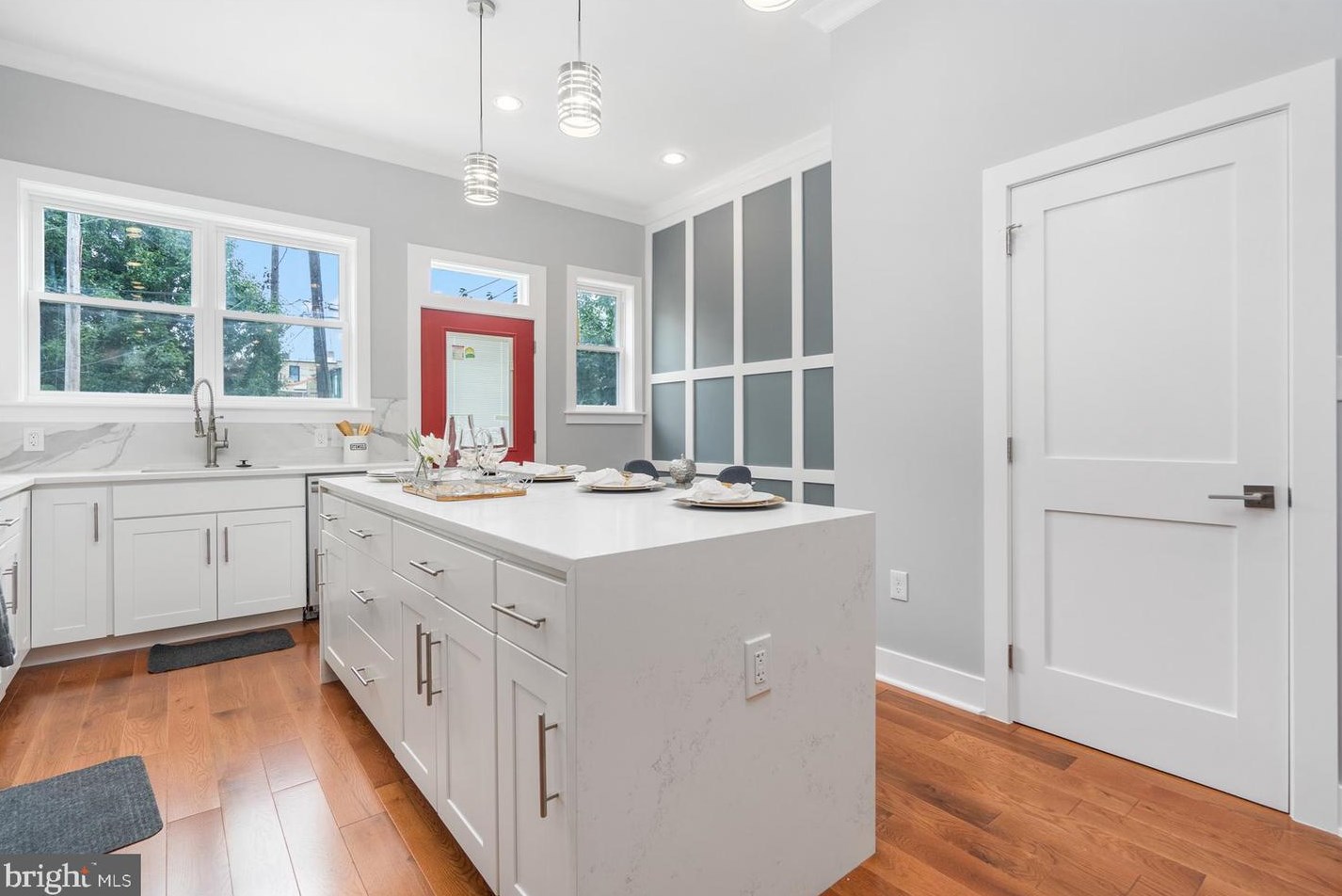 319 Lafayette Ave, Baltimore MD 21217-3627 exterior