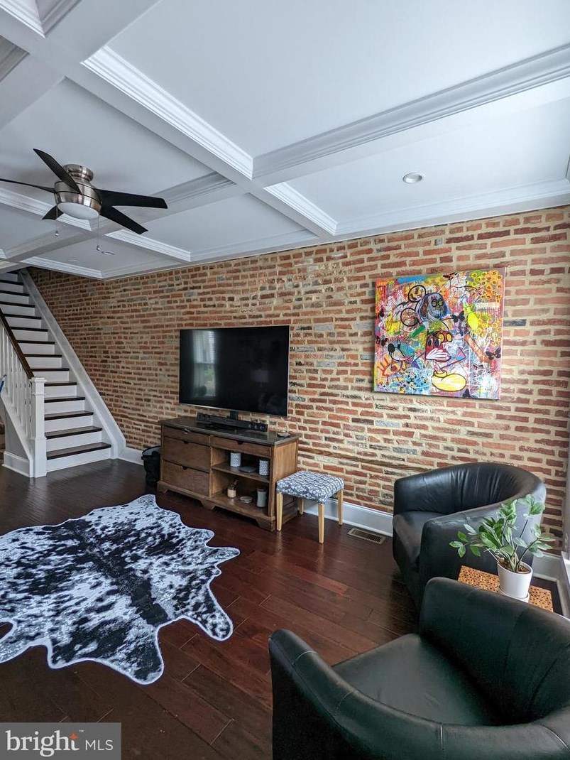 309 Cross St, Baltimore MD  21230-4115 exterior