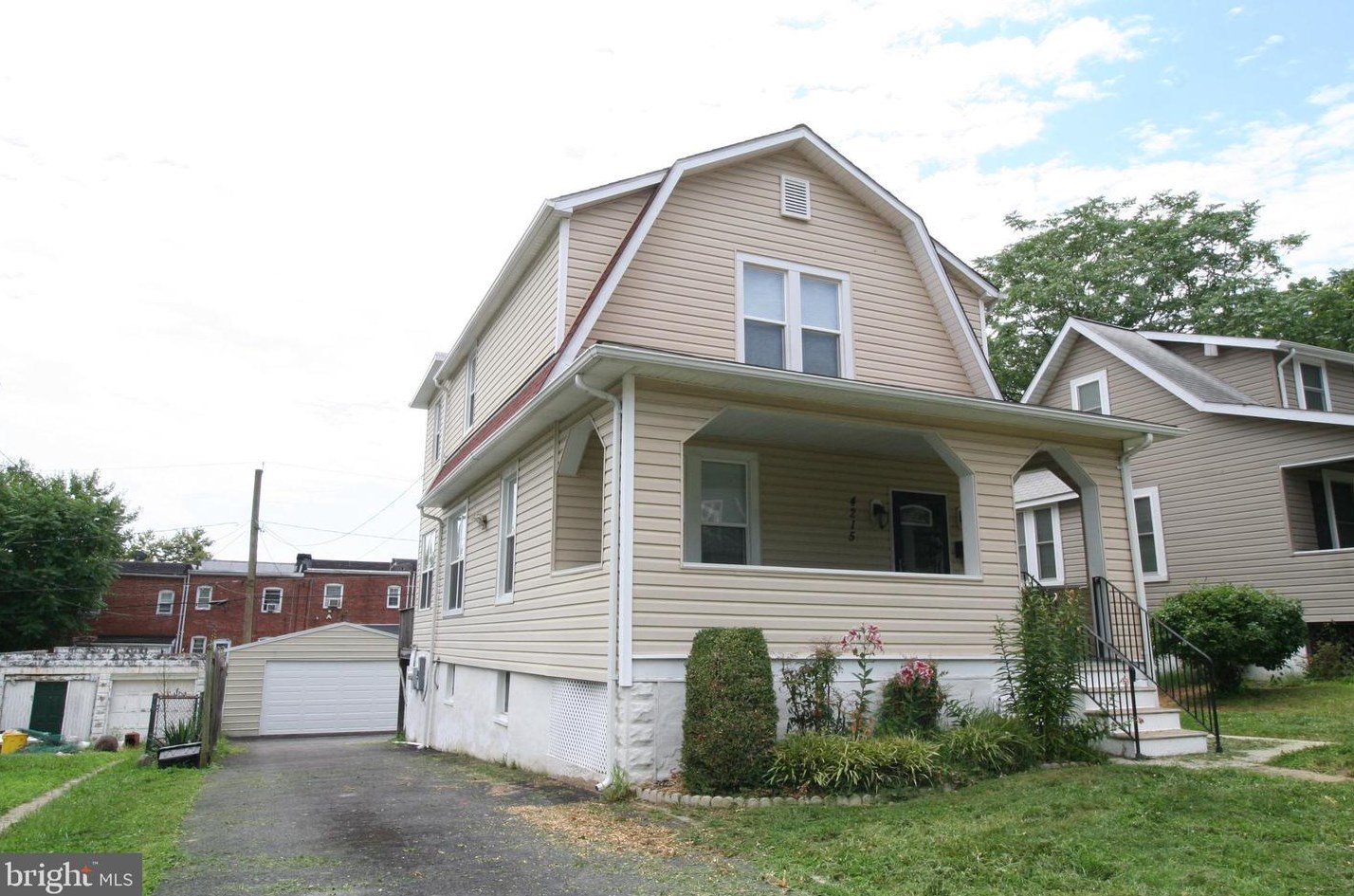 4215 Stanwood Ave, Baltimore MD  21206-6446 exterior