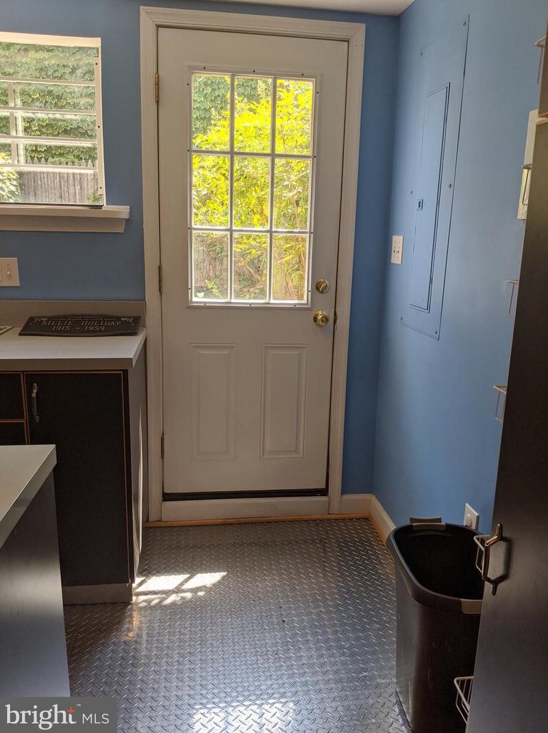 219 Durham St, Baltimore MD  21231-2606 exterior