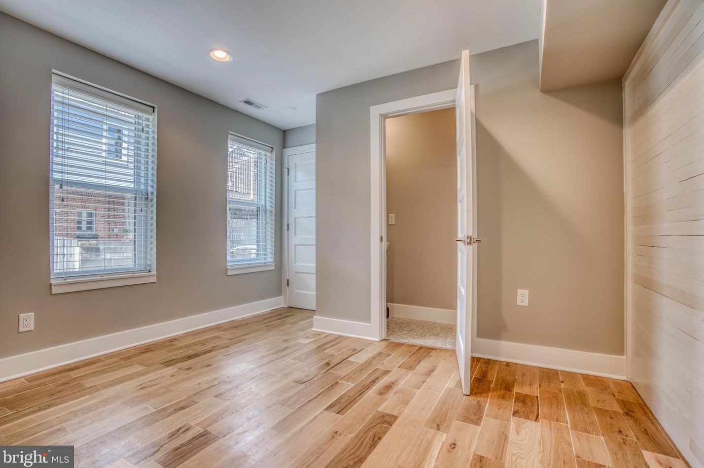 900 Fagley St, Baltimore MD 21224-5226 exterior