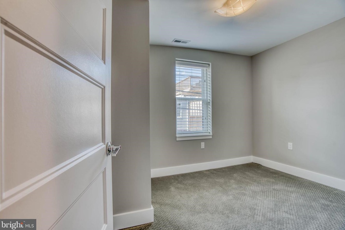 900 Fagley St, Baltimore MD 21224-5226 exterior