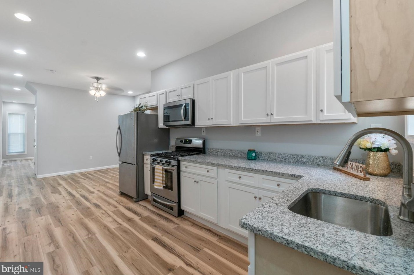 2019 Lanvale St, Baltimore MD  21217-1043 exterior