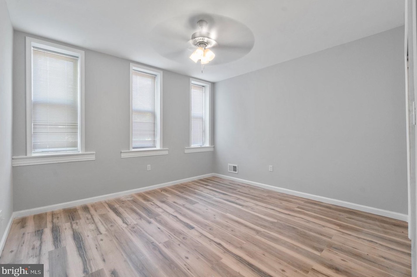 2019 Lanvale St, Baltimore MD  21217-1043 exterior