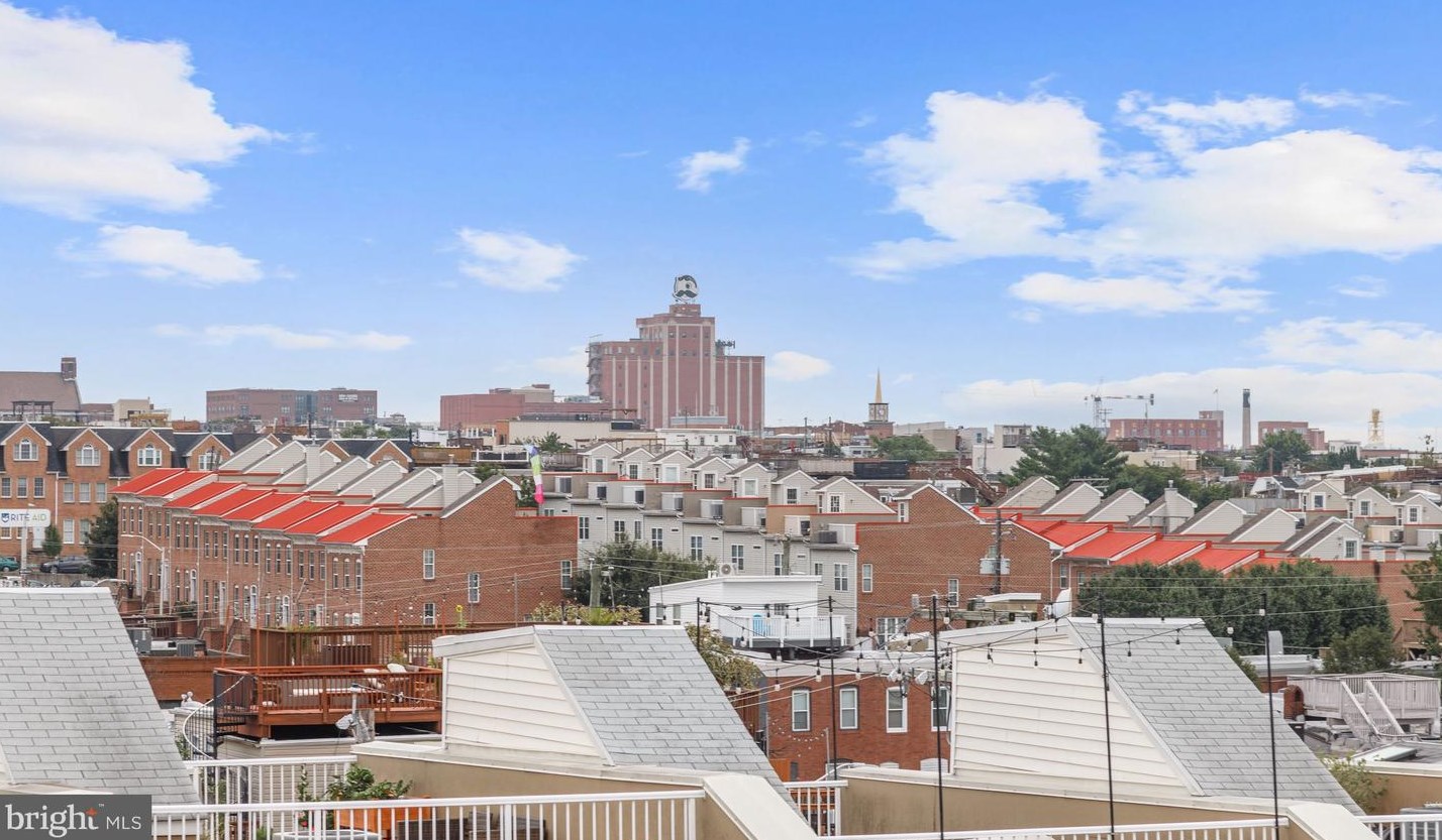 610 Luzerne Ave, Baltimore MD  21205-2612 exterior