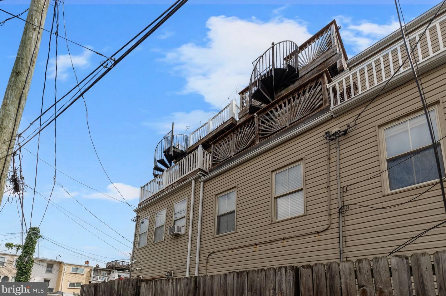 610 Luzerne Ave, Baltimore MD  21205-2612 exterior