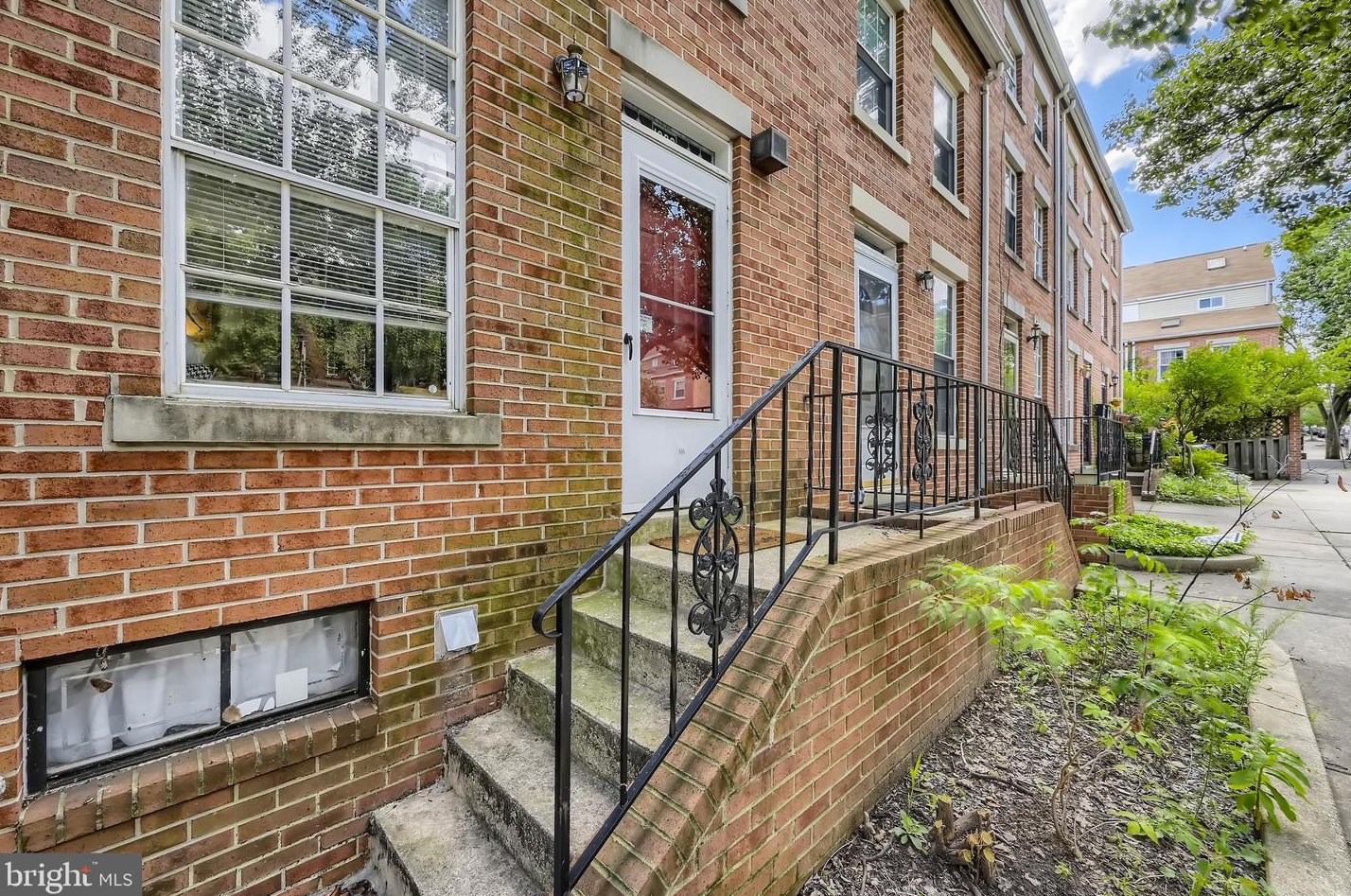 1809 Fairmount Ave, Baltimore MD  21231-1619 exterior