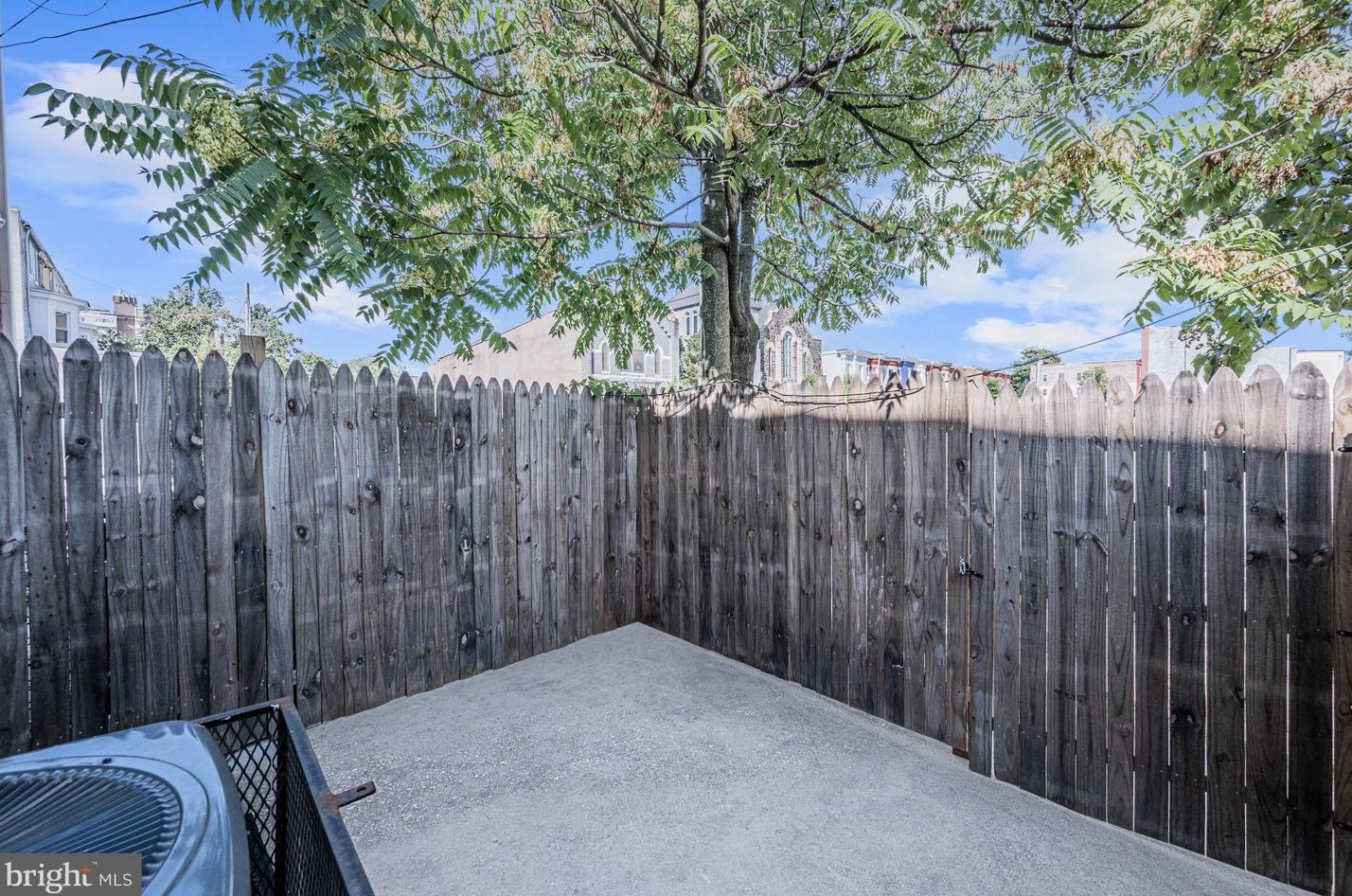 2239 Barclay St, Baltimore MD  21218-5845 exterior