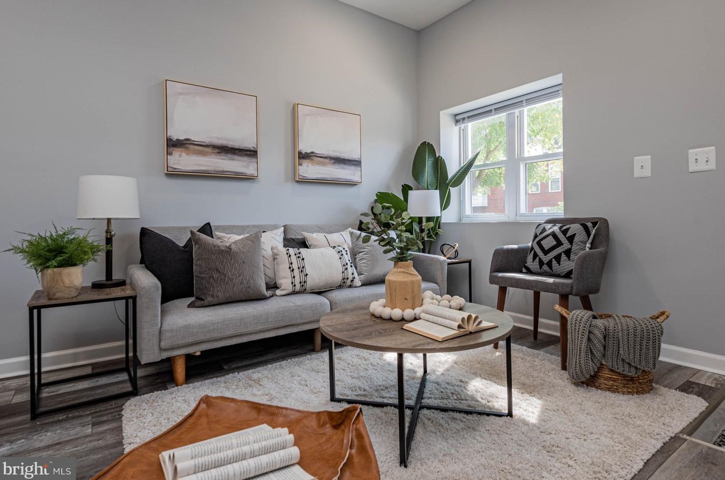 2239 Barclay St, Baltimore MD  21218-5845 exterior